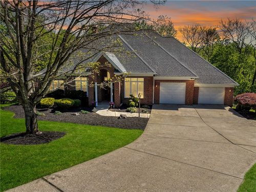217 Pine Grove Ct, Baden, PA, 15005-2871 | Card Image