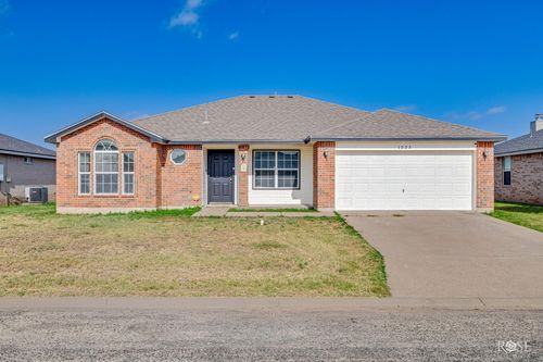 1223 Wallace Ln, San Angelo, TX, 76905-2325 | Card Image