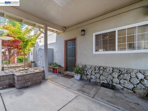 1-700 Fargo Ave, San Leandro, CA, 94579-2163 | Card Image