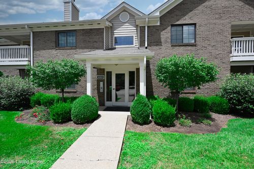 208-10501 Mcmeekin Ln, Louisville, KY, 40223-6132 | Card Image