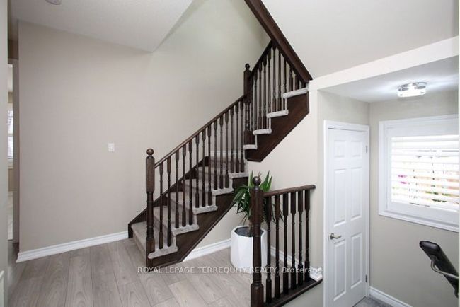 220 Harpin Way E, House other with 5 bedrooms, 4 bathrooms and 4 parking in Fergus ON | Image 18