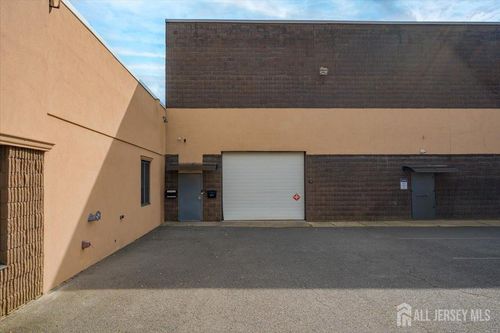 e-1 American Way, Spotswood, NJ, 08884-1481 | Card Image