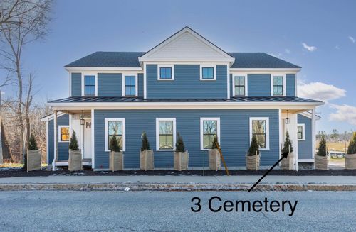 3 Cemetery Ln, Greenland, NH, 03840-2347 | Card Image