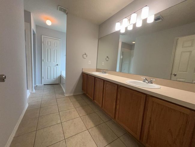 6011 Baldwin Elm St, House other with 3 bedrooms, 3 bathrooms and 2 parking in Richmond TX | Image 12