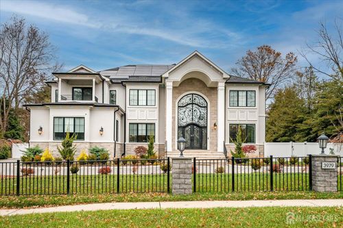 3979 Park Ave, Edison, NJ, 08820-3014 | Card Image