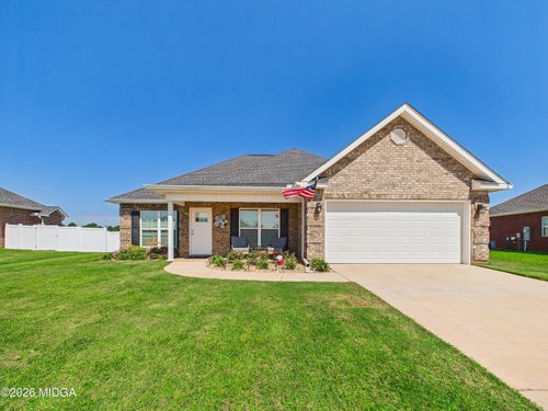 425 Lamplight Dr, Byron, GA, 31008-5667 | Card Image