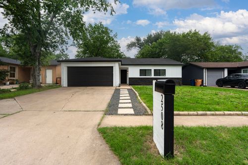 2508 Dovemeadow Dr, Austin, TX, 78744-4320 | Card Image