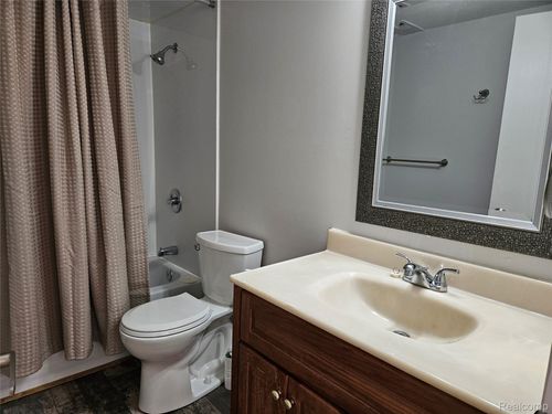 12-8709 Candlewood Trail, Brighton, MI, 48116 | Card Image