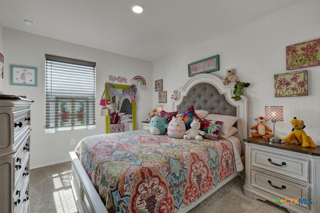 Secondary bedroom upstairs | Image 26