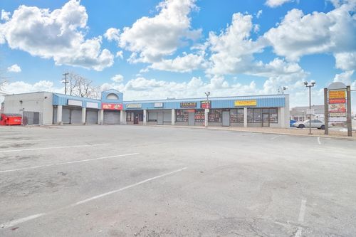 8 S Broadway, Lawrence, MA, 01843-1444 | Card Image