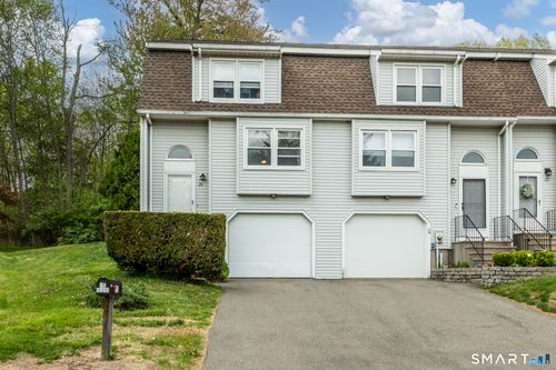 26 Kowal Ct, Newington, CT, 06111-5323 | Card Image