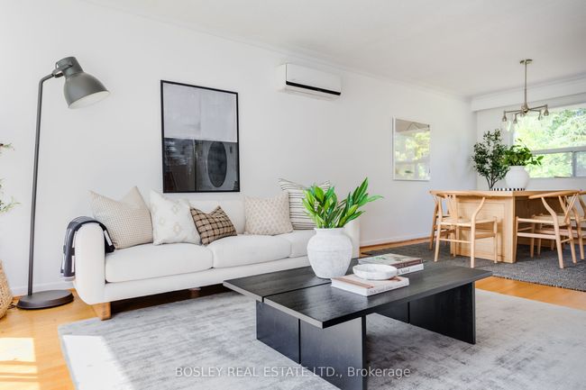 52 Ravencliff Cres, House other with 4 bedrooms, 2 bathrooms and 2 parking in Scarborough ON | Image 5
