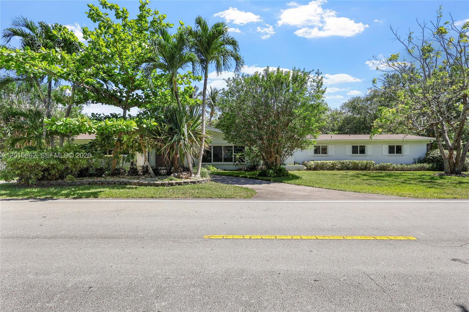 Residential in Pinecrest