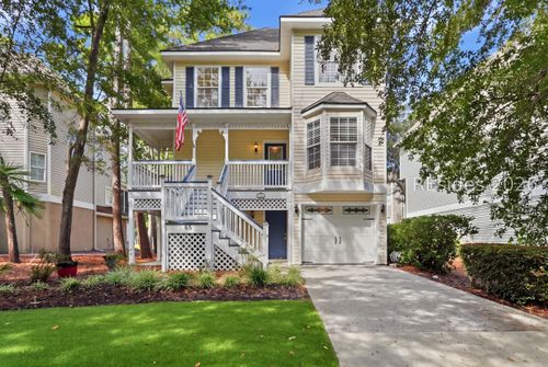 65 Victoria Square Dr, Hilton Head Island, SC, 29926-2351 | Card Image