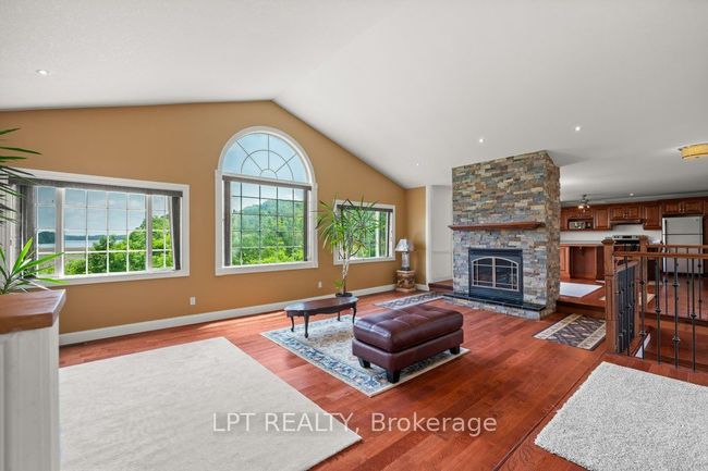 32 Chisamore Point Rd, House other with 3 bedrooms, 2 bathrooms and 10 parking in Gananoque ON | Image 11