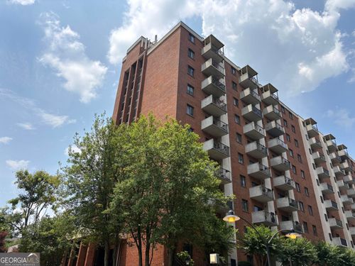 b311-300 Johnson Ferry Rd Ne, Sandy Springs, GA, 30328-4178 | Card Image