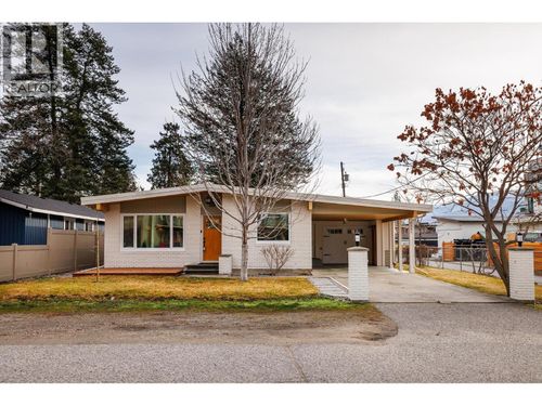 4391 11th St, Peachland, BC, V0H1X6 | Card Image