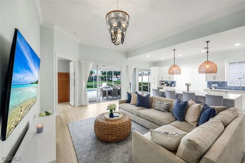 4453 Novato Ct, NAPLES, FL, 34109-3341 | Card Image