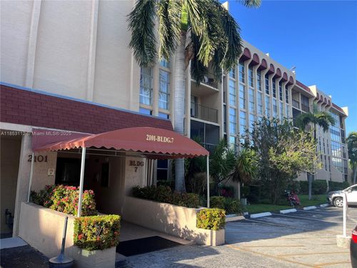 309-2101 Atlantic Shores Blvd, Hallandale Beach, FL, 33009-2958 | Card Image
