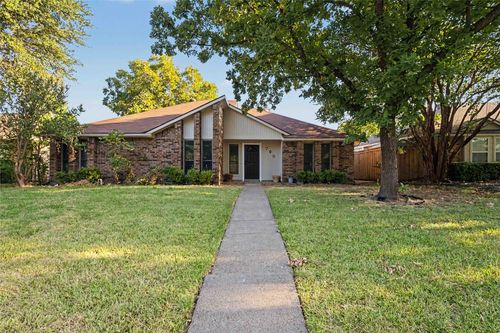 708 Whitewing Dr, Mesquite, TX, 75150-4968 | Card Image