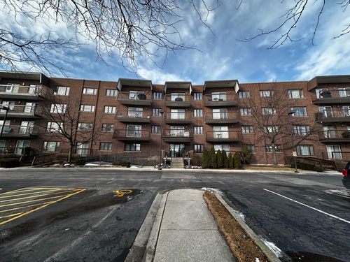 202-350 E Dundee Road, Buffalo Grove, IL, 60089 | Card Image