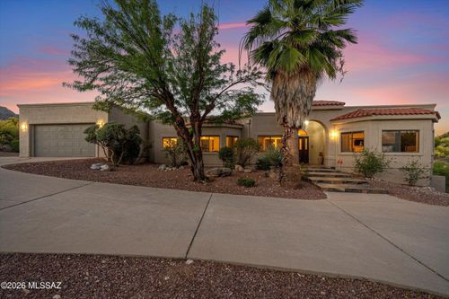 5700 N Via Amable, Tucson, AZ, 85750-1202 | Card Image