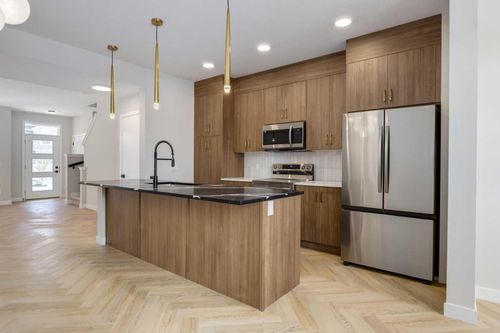 242 Heartwood Gdns Se, Calgary, AB, T3M2P9 | Card Image