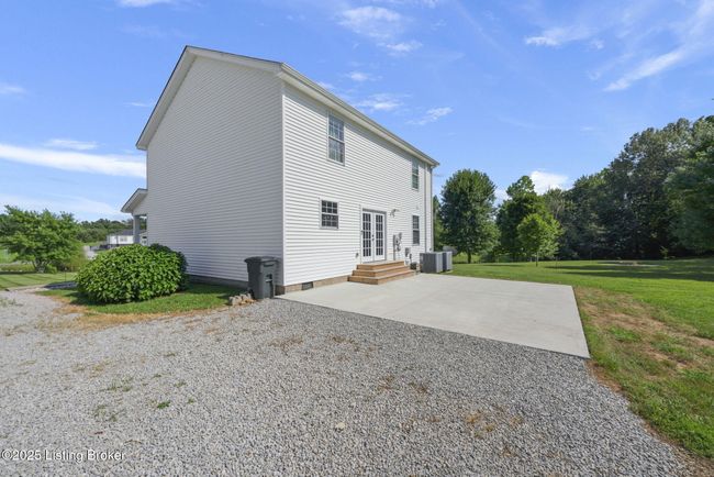 370 Sugar Branch Dr, House other with 5 bedrooms, 3 bathrooms and null parking in Big Clifty KY | Image 5