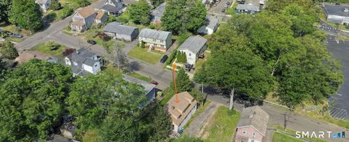 42 Wade St, West Haven, CT, 06516-1931 | Card Image