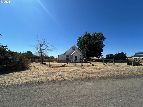12 E 2nd St, Bickleton, WA, 99322-0201 | Card Image