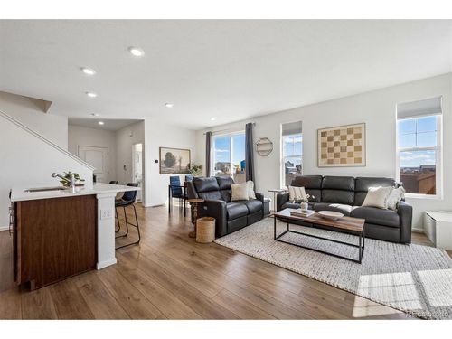 608 N Bersshine Ct, Watkins, CO, 80137-8961 | Card Image