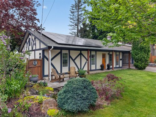 1404 Albatross Ave, Comox, BC, V9M3B2 | Card Image
