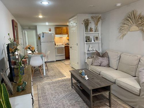 garden-46 Illinois Ave, Long Beach, NY, 11561-1112 | Card Image