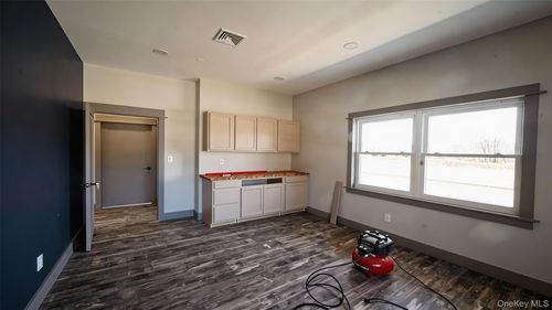 2331 State Route 17k, Montgomery, NY, 12549-1800 | Card Image