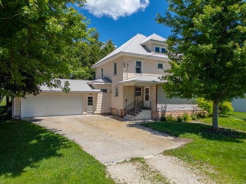2438 Oakland Avenue, Readlyn, IA, 50668 | Card Image