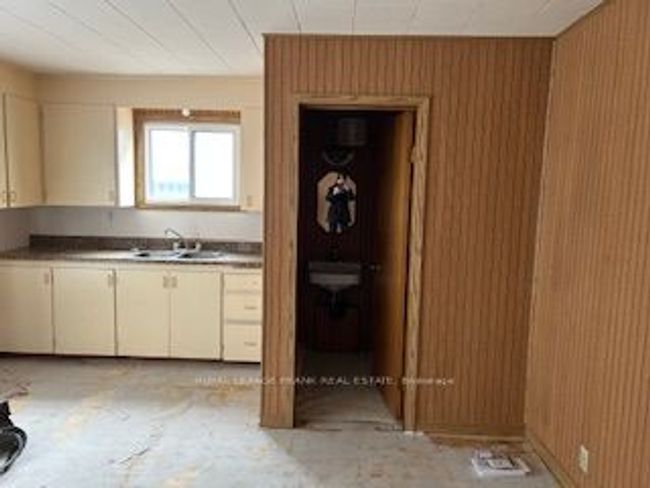 UNIT-1-MAIN-FLOOR - 817 Ward St, Home with 0 bedrooms, 1 bathrooms and null parking in Bridgenorth ON | Image 12