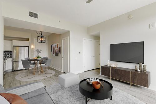 1205-603 Davis St, Austin, TX, 78701-4247 | Card Image