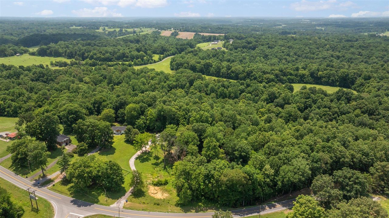 Land in Scottsville 3