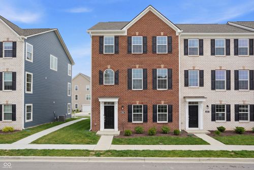 5891 Farwell Ave, Plainfield, IN, 46168-9229 | Card Image