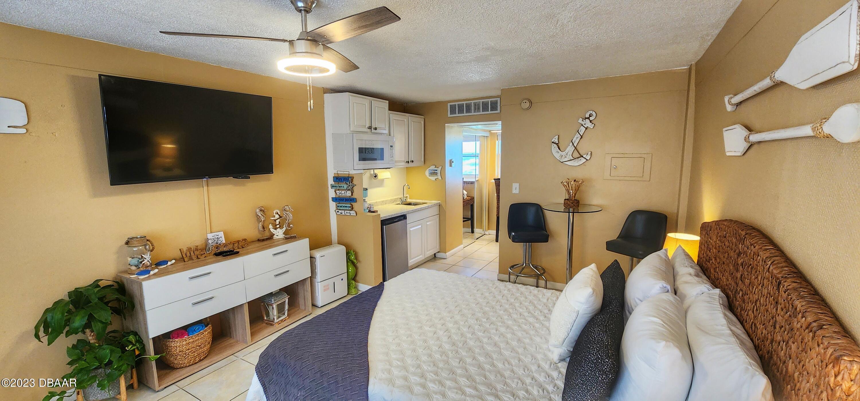 Residential in Daytona Beach 4
