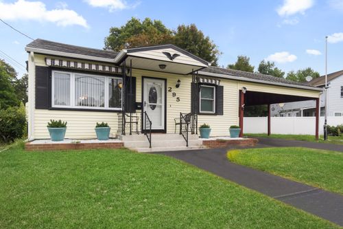 295 Midway Oval, Groton, CT, 06340-4745 | Card Image