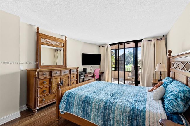 APT-201 - 3800 N Hills Dr, Condo with 1 bedrooms, 2 bathrooms and null parking in Hollywood FL | Image 11