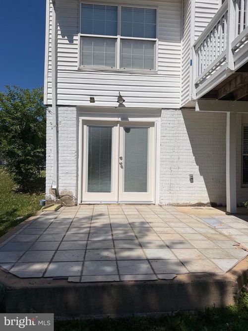 2911 Hickory Creek Ct, DUMFRIES, VA, 22026-3379 | Card Image