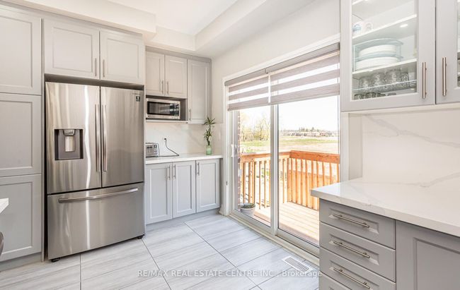 3 Dalbeattie Dr, House attached with 4 bedrooms, 3 bathrooms and 1 parking in Brampton ON | Image 20