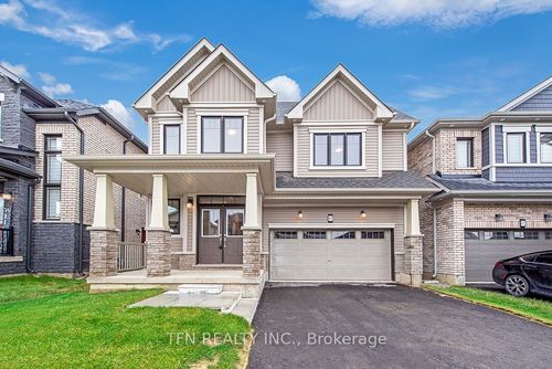 93 Lilac Cir, Caledonia, ON, N3W0H6 | Card Image