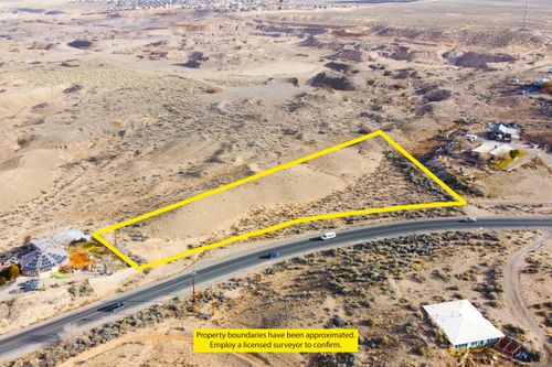33 El Cerro Mission Rd, Los Lunas, NM, 87031-7808 | Card Image
