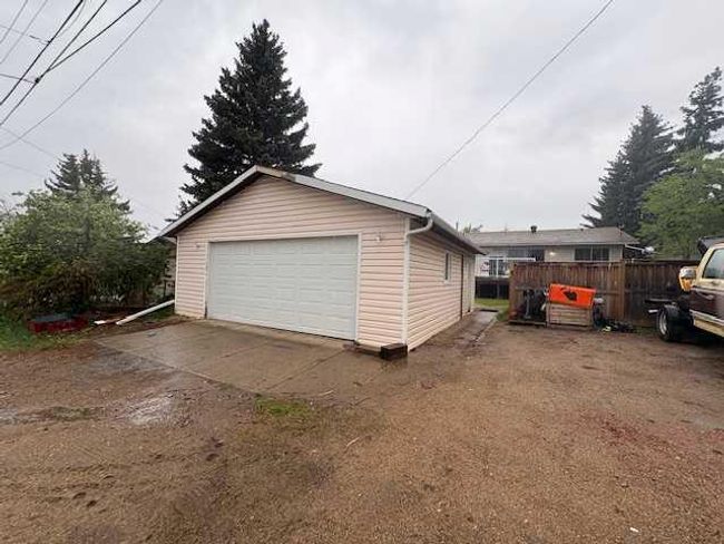 4807 47 St, House other with 5 bedrooms, 3 bathrooms and 6 parking in Hardisty AB | Image 7