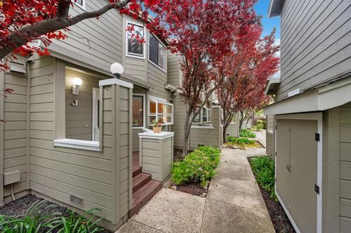 apt-j-2071 Plymouth St, Mountain View, CA, 94043-1745 | Card Image