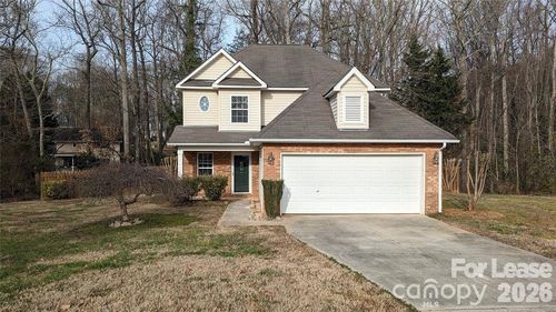 980 Lynnview Ct, Kannapolis, NC, 28081-5782 | Card Image