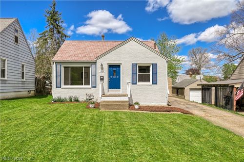 1323 29th St Ne, Canton, OH, 44714-1747 | Card Image